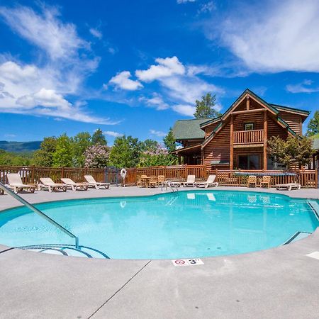 Misty Mountain Hideaway, 3 Bedrooms, Sleeps 10, Pool Access, Wifi Pigeon Forge Exterior photo